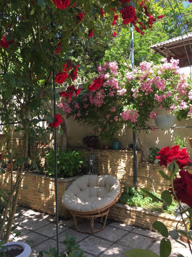 House 41 Bed & Breakfast Tbilisi Eksteriør bilde